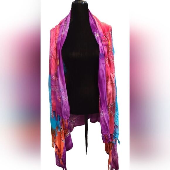 Hand-Made Wrap or Shawl Embroidered Sequined Tie-Dyed Fringe  45" x 65" - Picture 7 of 15